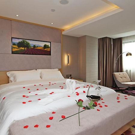 Lavande Hotel Nanjing Guanghua Gate Nanjing University Of Aeronautics And Astronautics Exterior photo